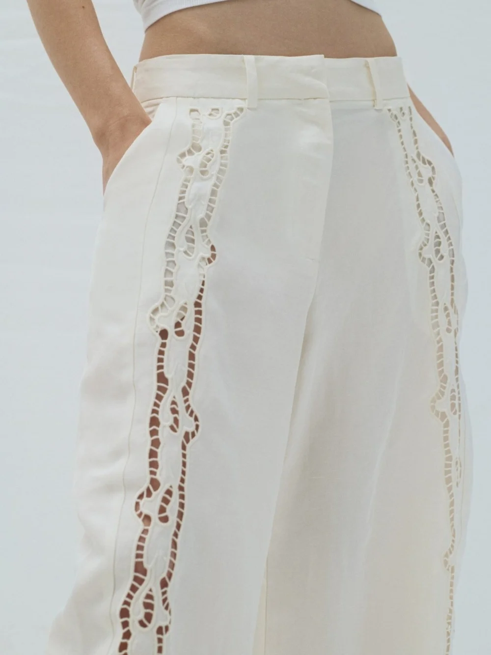 H&M Linen Blend Barrel Trousers